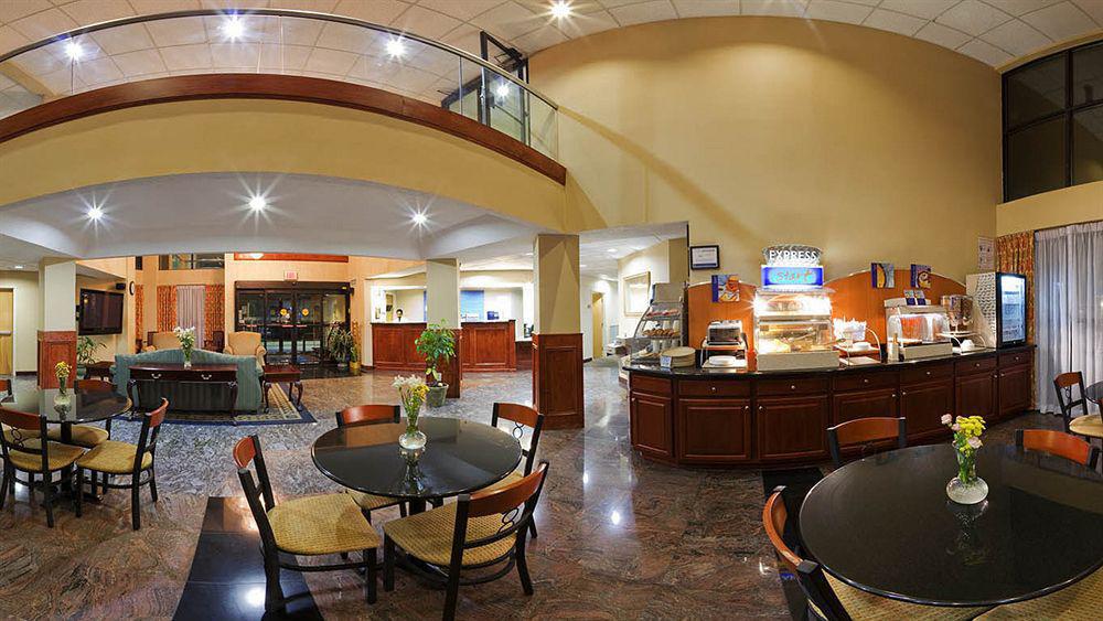 Holiday Inn Express Hotel & Suites Lawrenceville By Ihg Kültér fotó