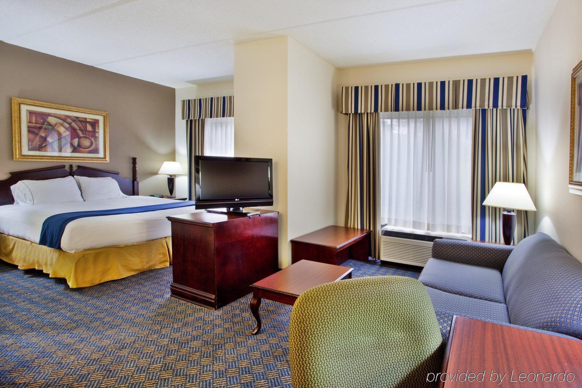 Holiday Inn Express Hotel & Suites Lawrenceville By Ihg Kültér fotó